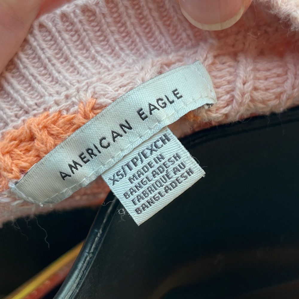 American Eagle Sweater - Picture 2 of 4
